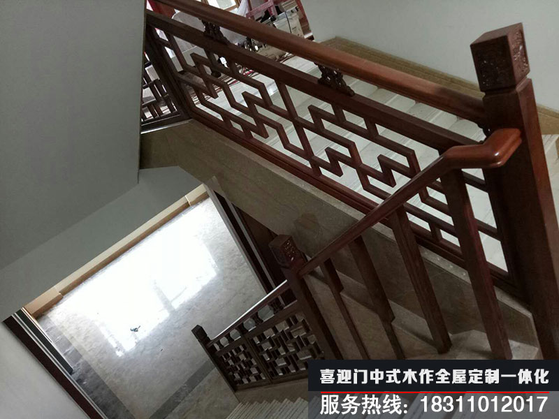 別墅中式樓梯角度三
