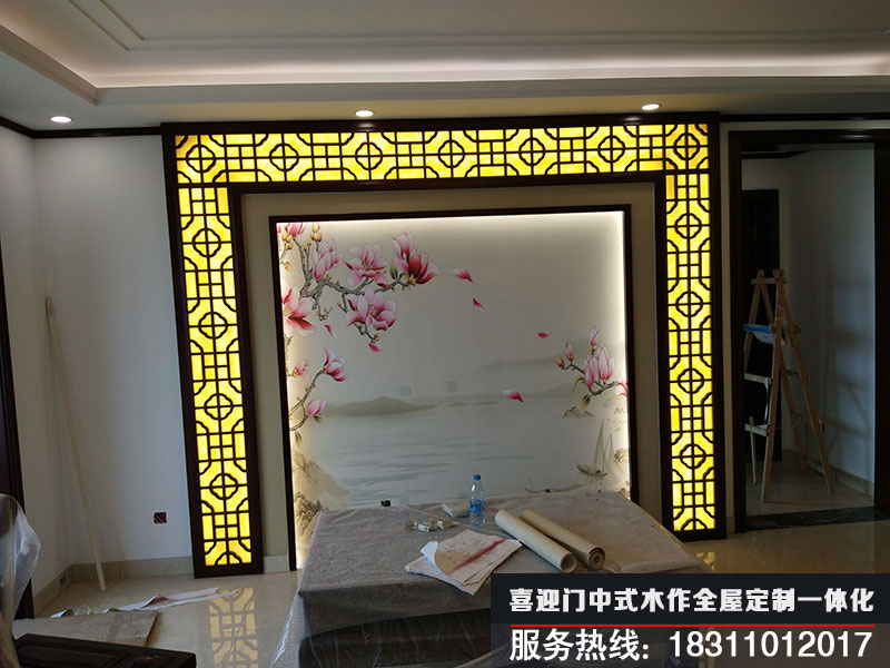 中式別墅客廳電視背景墻安裝效果現(xiàn)場展示