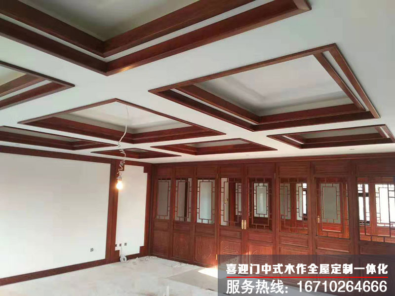 喜迎門仿古門窗安裝圖片