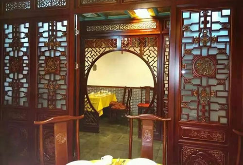 古典家具水平材料和垂直材料的丁字形結(jié)構(gòu)