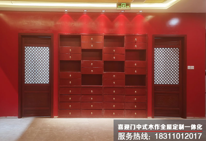 中式多寶閣